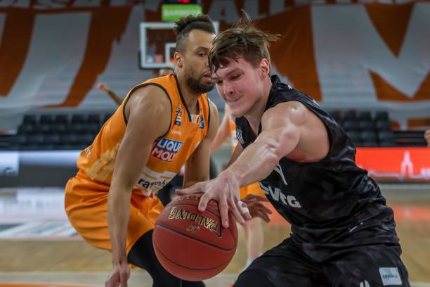 队经历的重 队经历的重