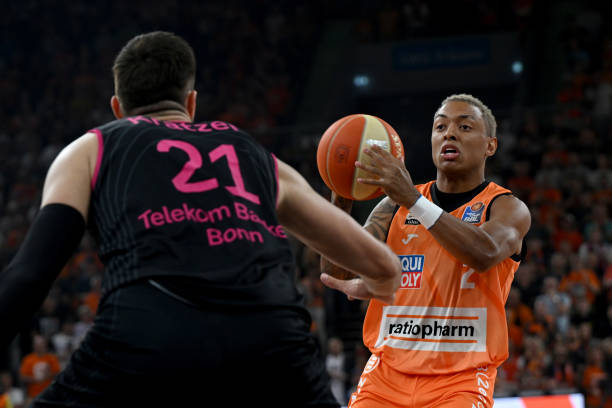 令人为之赞 令人为之赞